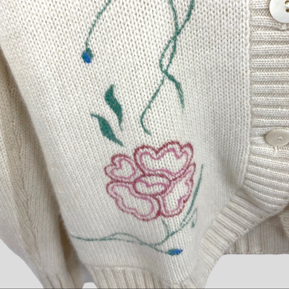Vintage Mister Nic Cream Cashmere Cardigan Purple Pink Green Painted Flowers - Picture 4 of 10